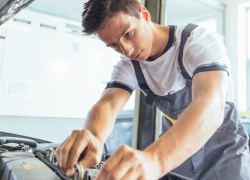 Corso ITS per Tecnico Superiore Esperto di veicoli endotermici, ibridi ed elettrici in ENGIM Treviso e Verona